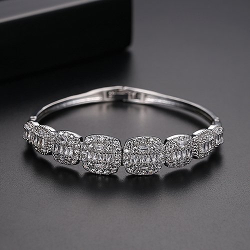 WB151 - Women Luxary Bracelet