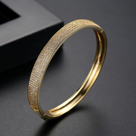 WB166-Golden Women Luxary Bracelet