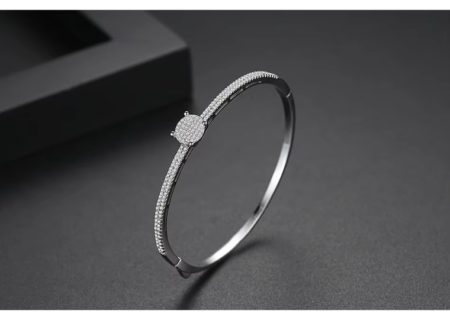 WB366 - Silver Women Luxary Bracelet