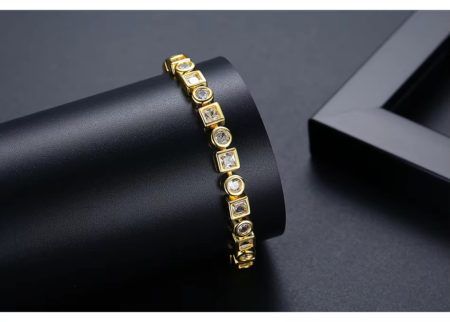 WB380-Golden Women Luxary Bracelet