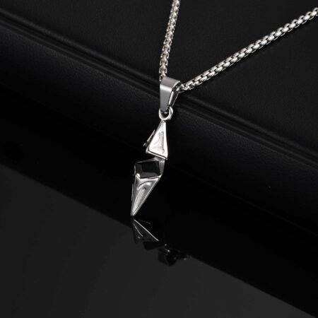 WM-P133 Silver Men, Women Necklace Pendant with Chain