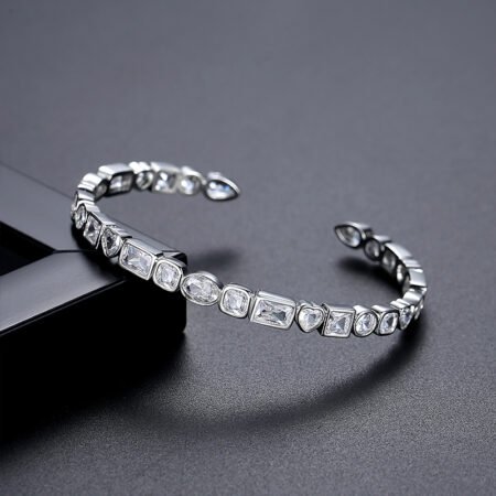 WB514- Silver Women Luxary Bracelet